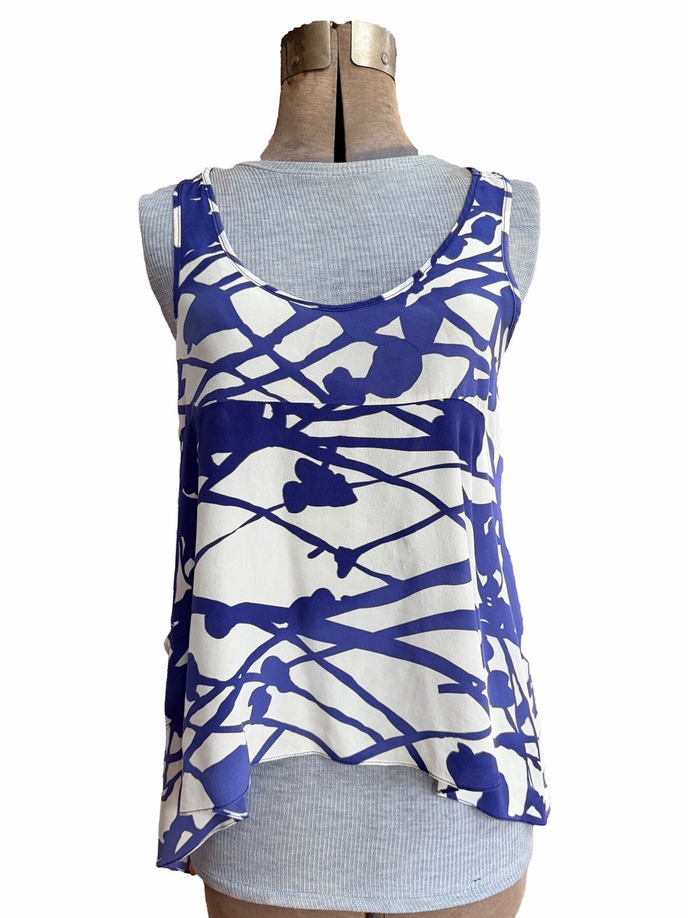 Anthropologie Silk Nature Print Tank Top Blue and White Flowy Blouse